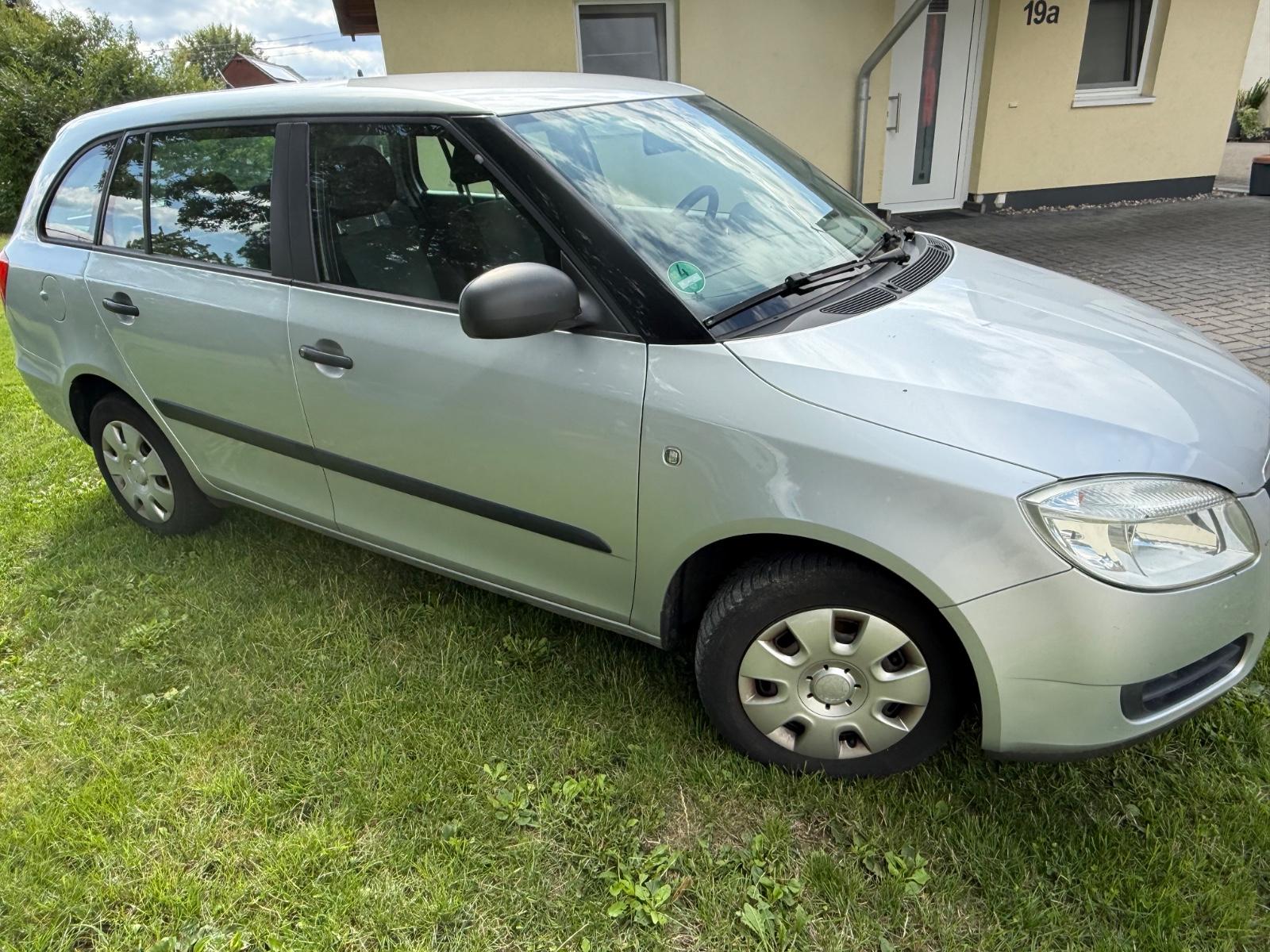 Skoda Fabia 2010 — photo 5