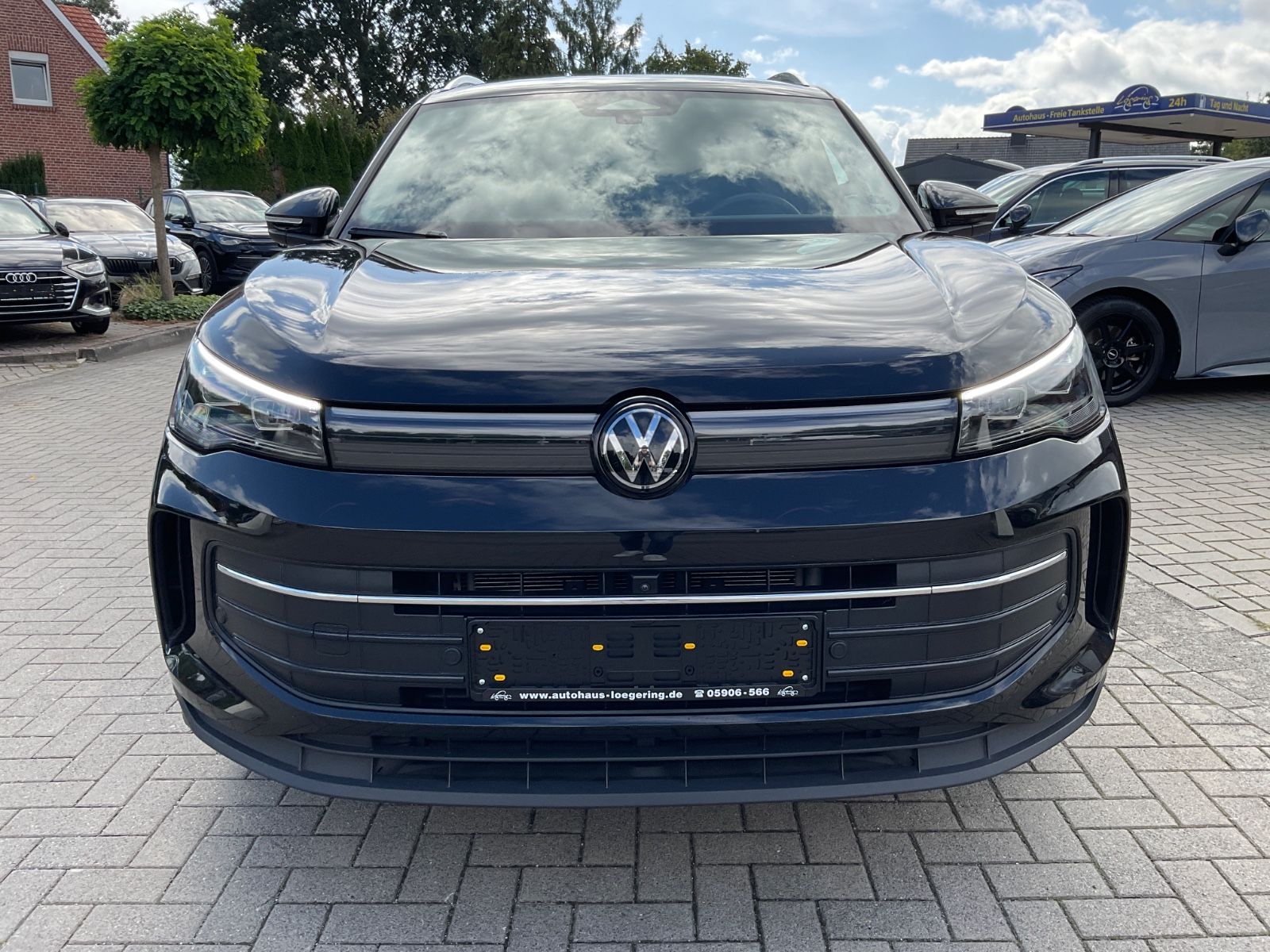 Fahrzeugabbildung Volkswagen Tiguan 2.0 TDI DSG ENERGY,AHK,Navi,IQLight,