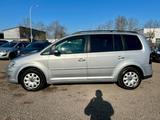 Volkswagen Touran Trendline 7Sitzer*Tempomat*Navi*Bluetooth - Volkswagen Touran aus 2010