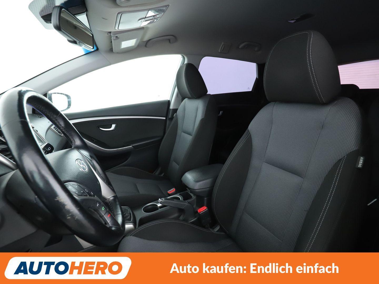 Hyundai i30 1.4 Trend blue *TEMPO*PDC*SHZ*