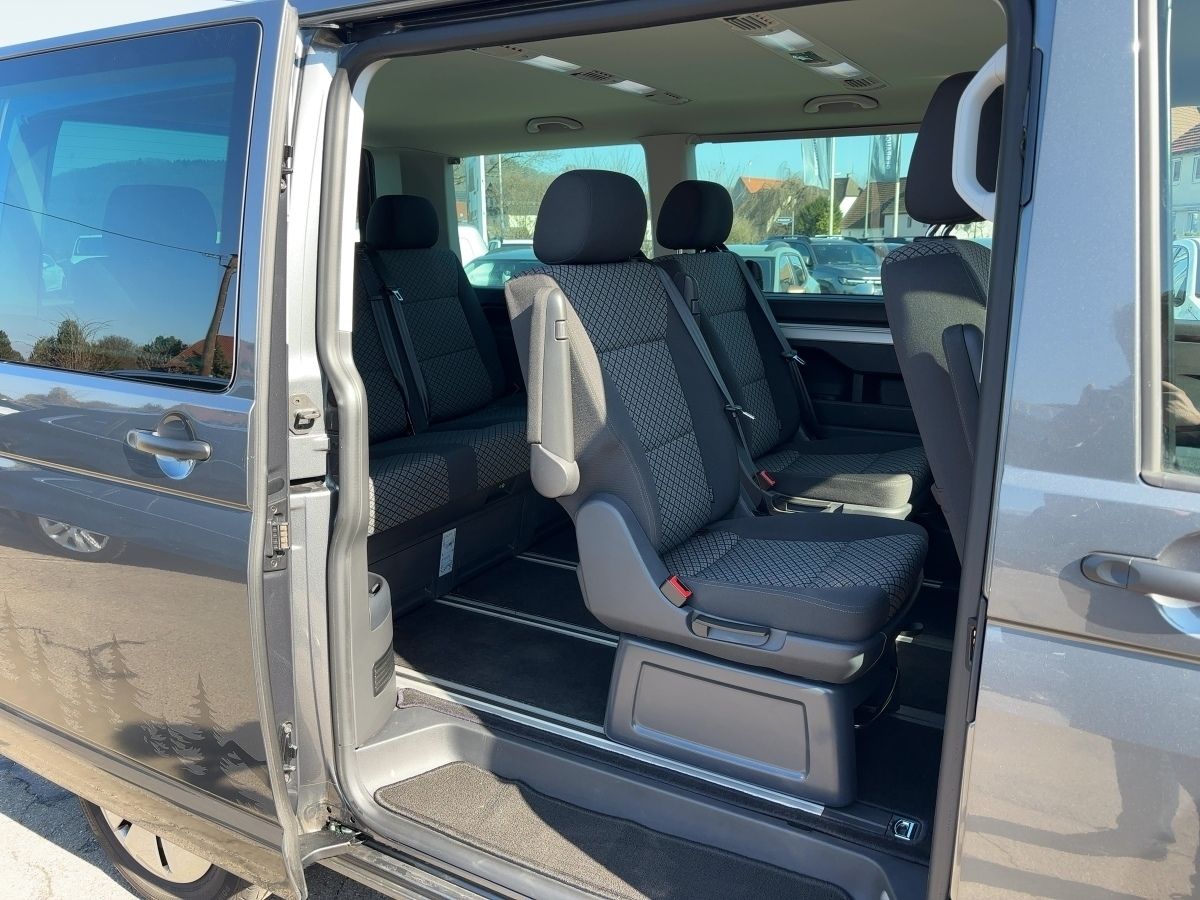 Fahrzeugabbildung Volkswagen T6 Multivan 6.1 Trendline 2.0 TDi AHK GJR