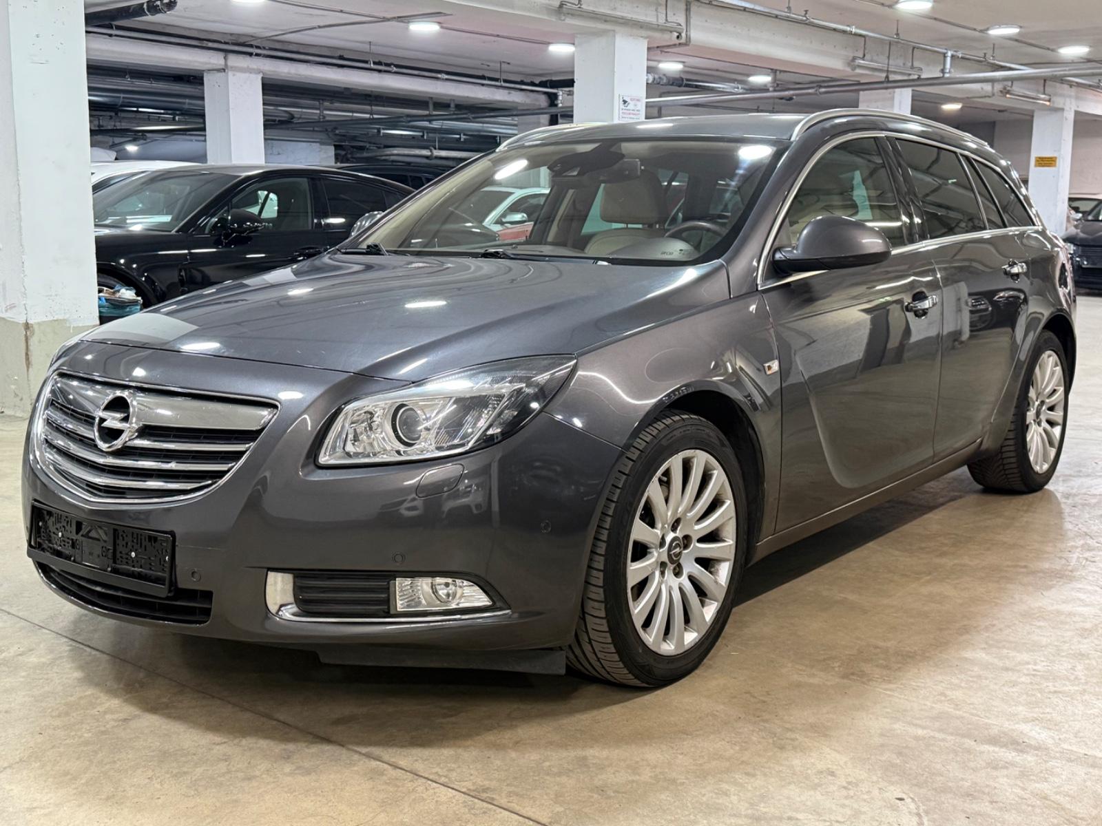 Opel A SportsTourerCosmo Leder~Bixenon~Navi~Klima