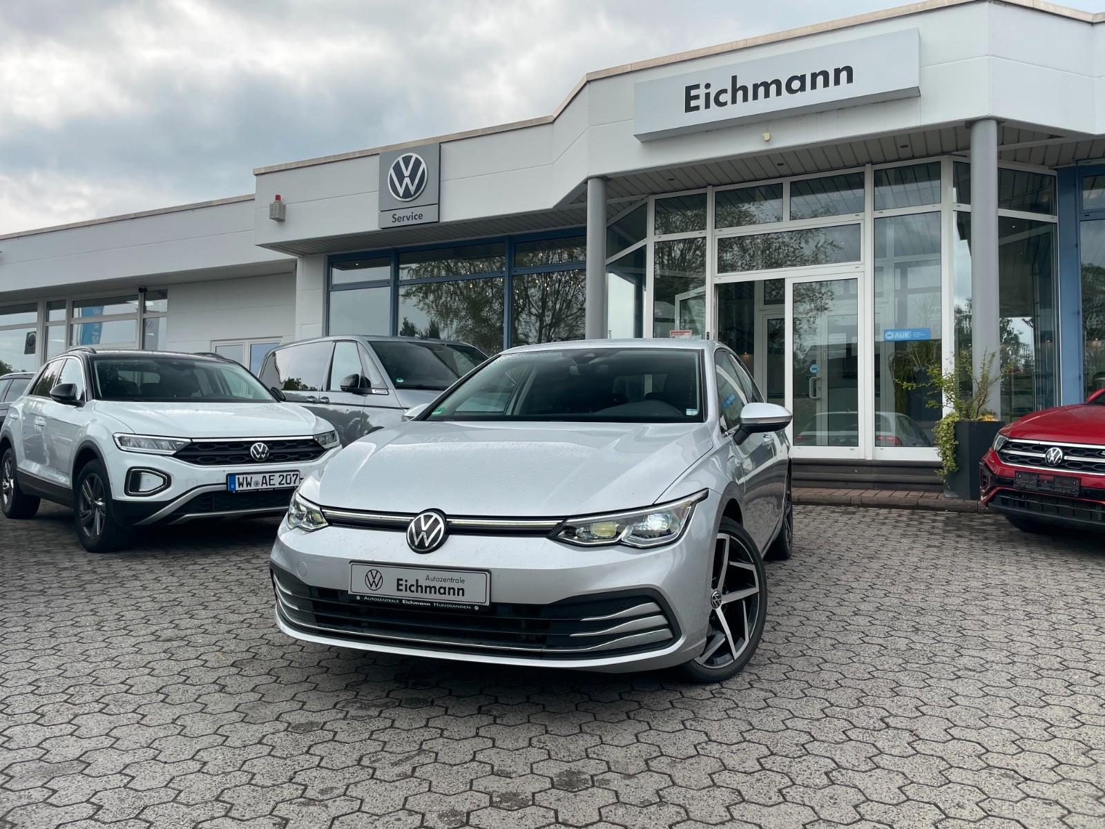 Volkswagen Golf VIII Style ehybrid 1.4 TSI+DSG+MATRIX-LED+A