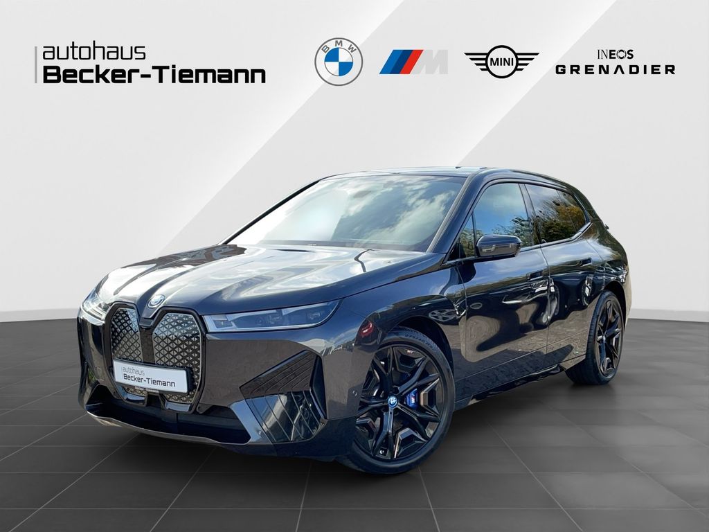 Image of BMW iX