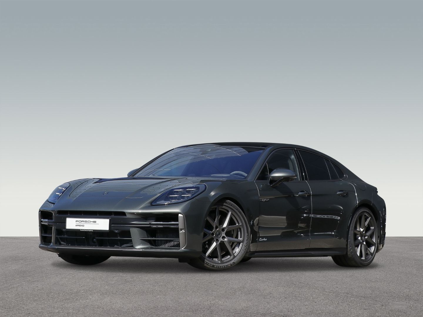 Porsche Panamera Turbo E-Hybrid Active-Ride InnoDrive