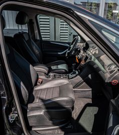 Fahrzeugabbildung Ford S-MAX Titanium 2.0 |NAVI|PDC|SHZ