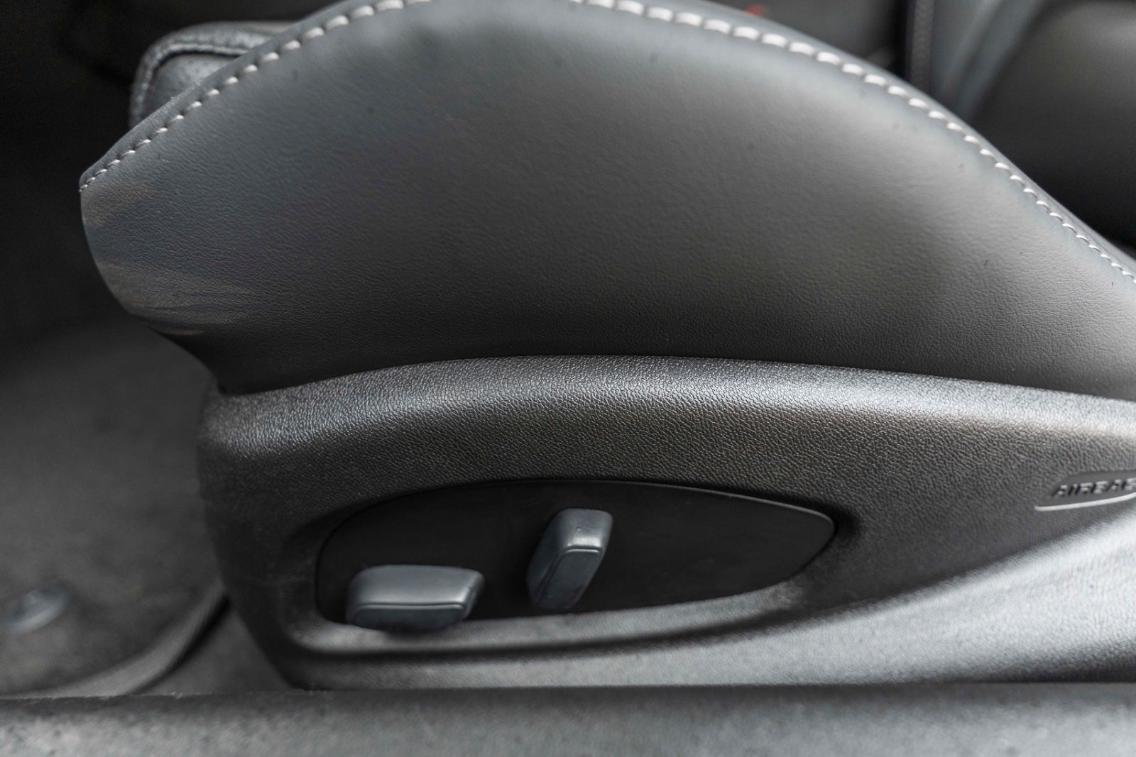 Fahrzeugabbildung Chevrolet Camaro LT 3,6L V6 KAM CARPLAY LEDER SHZ TEMPOMAT