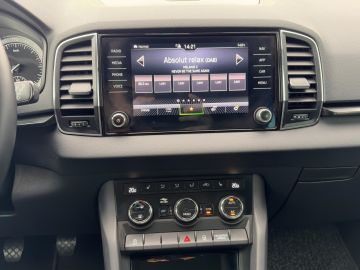 Skoda Karoq Style 1.5 TSI °LED°Navi°AHK°SHZ°RFK°PDC°