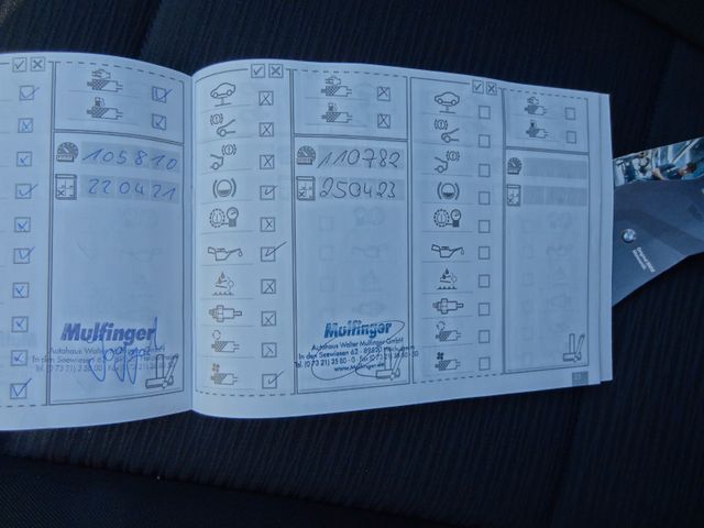 Fahrzeugabbildung BMW 118d/1.Hand/Xenon/SitzH/PDC/Voll BMW Service/