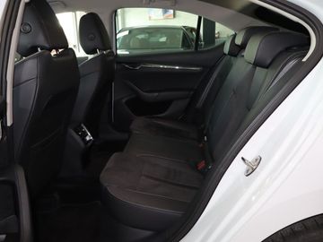 Skoda Octavia - 10