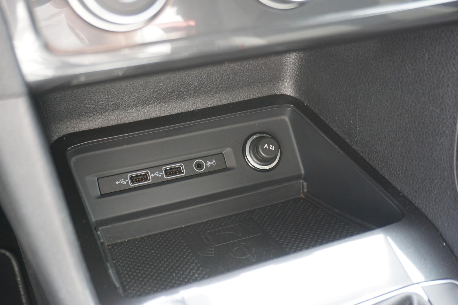 Volkswagen Golf Sportsvan VII 1.5 Navi ACC Tempomat PDC