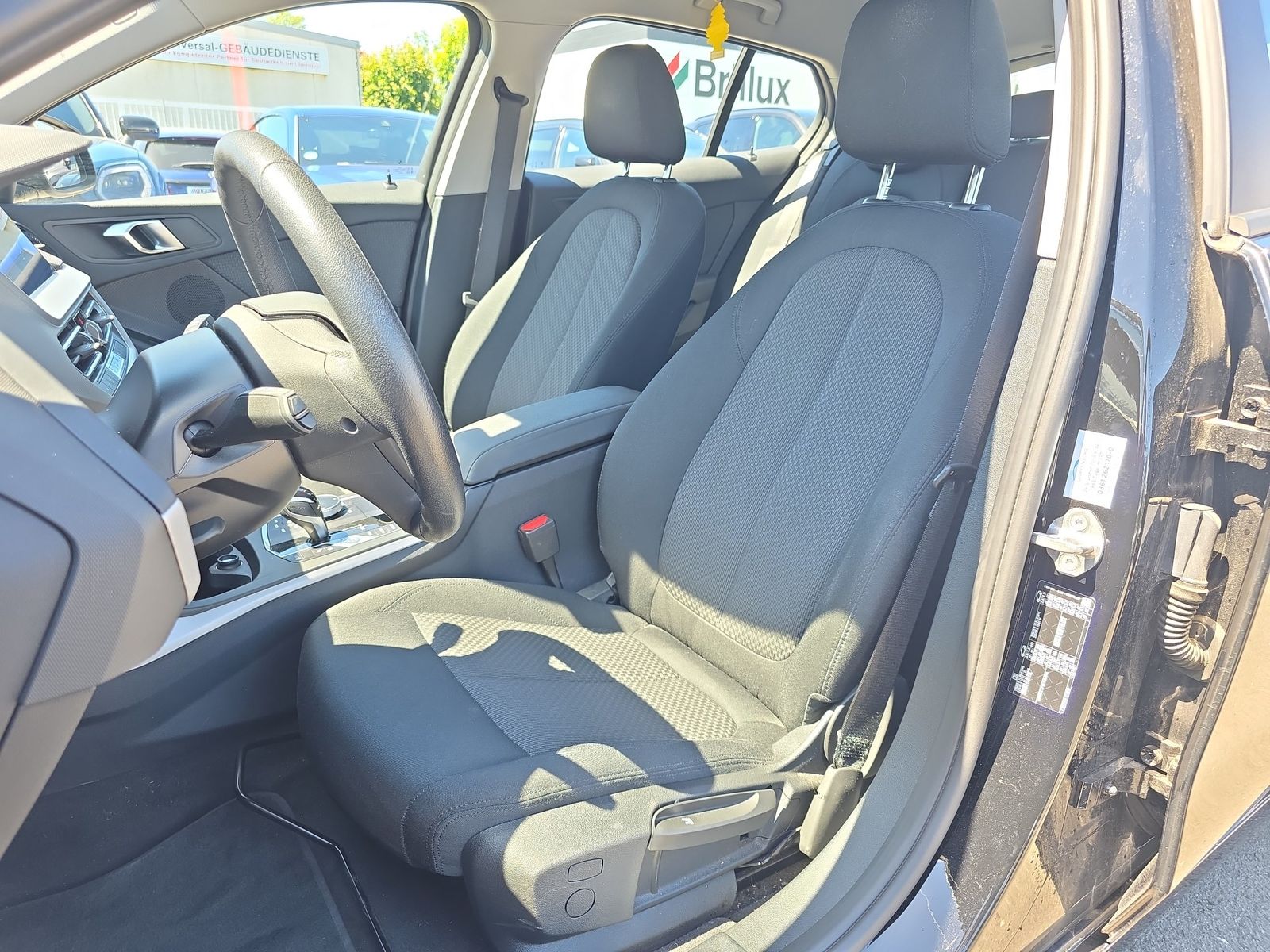 BMW 118i Hatch Advantage DAB LED WLAN Tempomat Shz foto 12