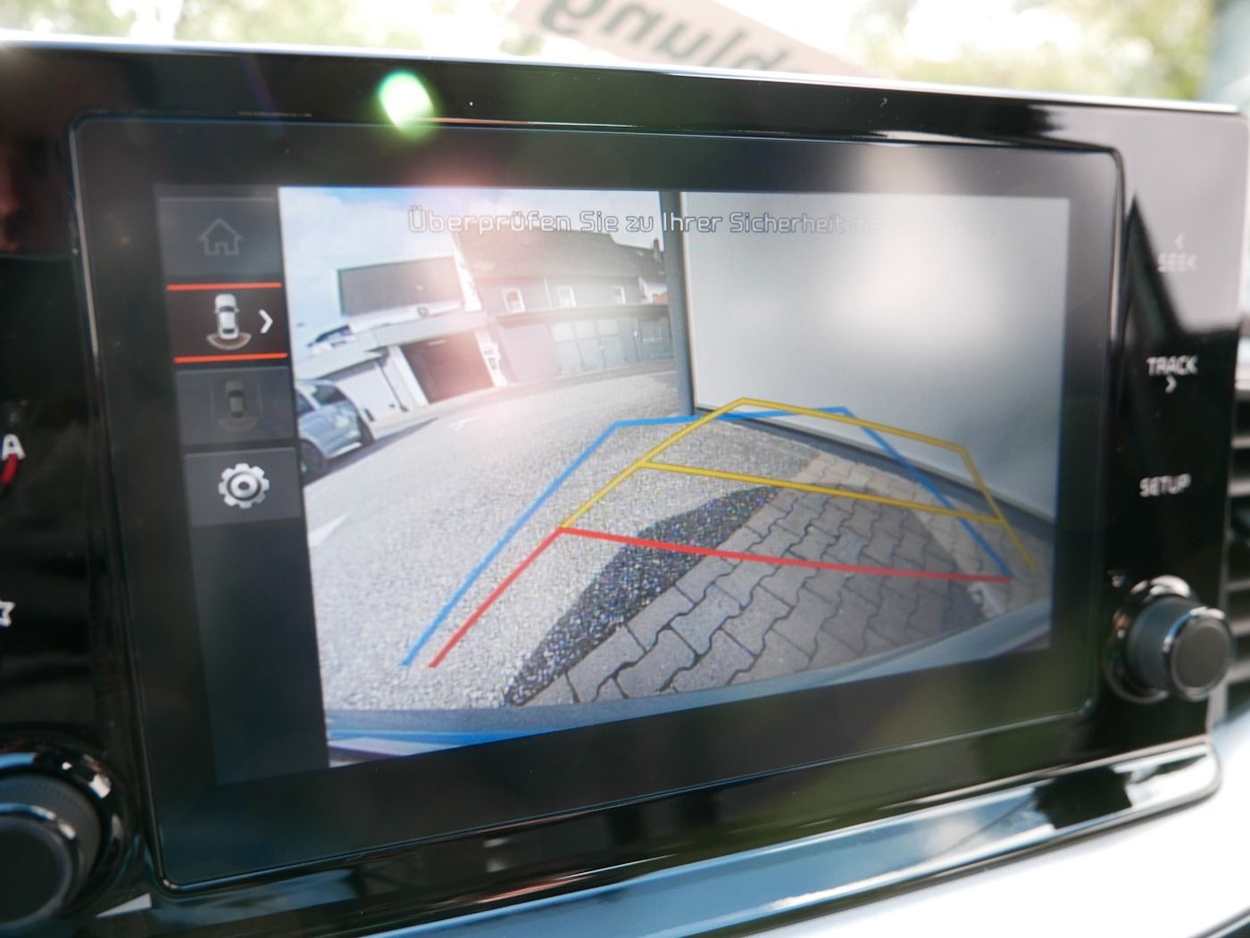Fahrzeugabbildung Kia cee'd Sporty Wagon  1.0 Edition 7 SHZ+LHZ Kamera