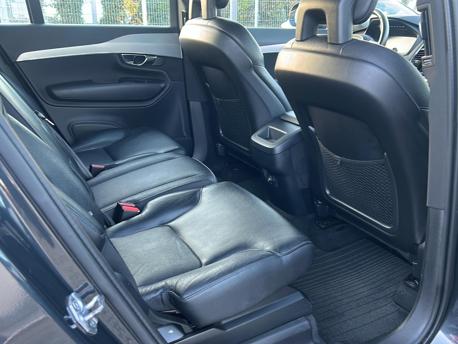 Volvo XC90 Momentum AWD