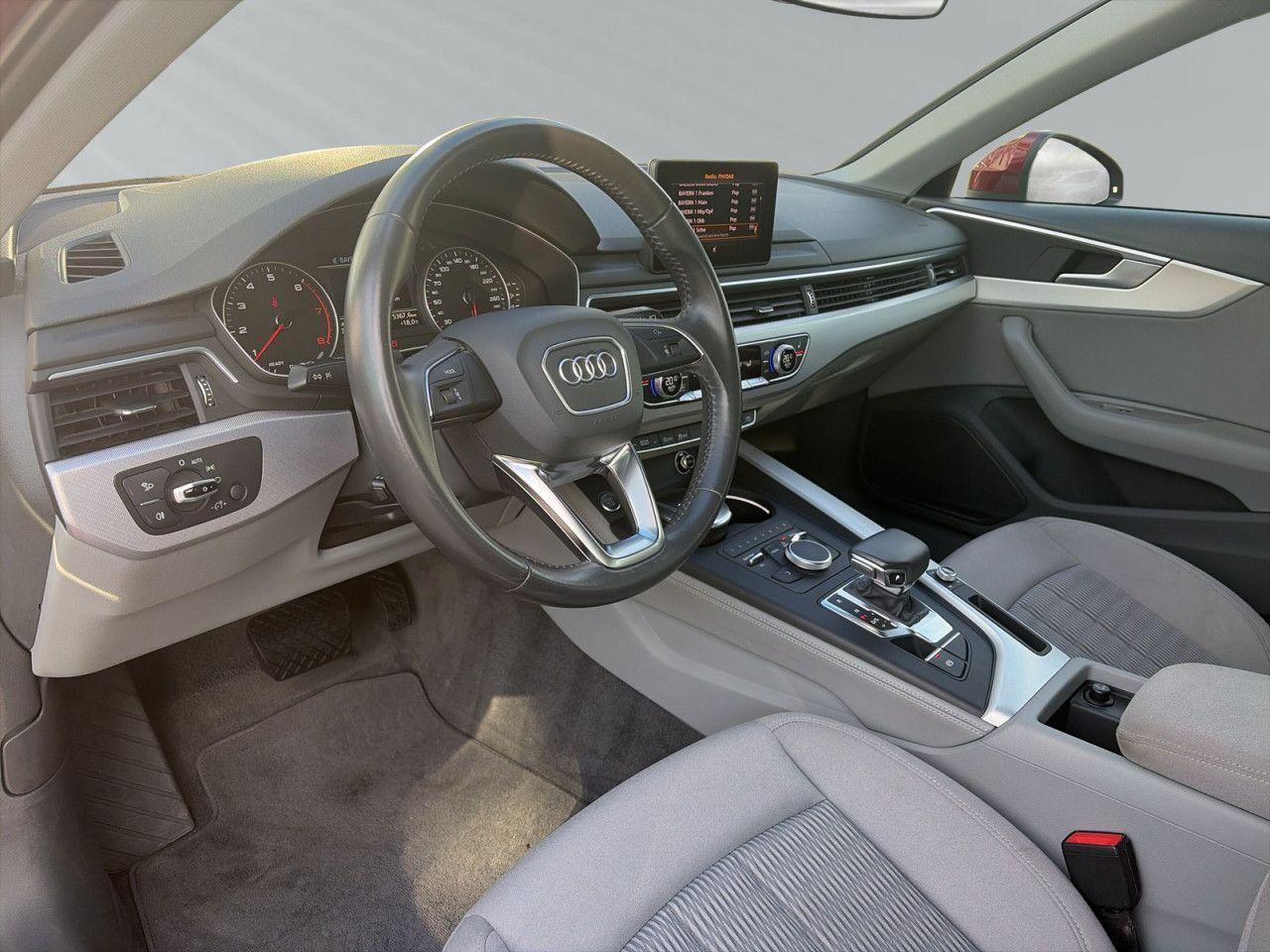 Audi A4 Avant 2.0 TFSI design S tronic AHK Xenon