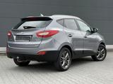 Hyundai ix35 Premium AWD AHK Navi 1.Hand Unfallfrei Top - Hyundai aus 2014