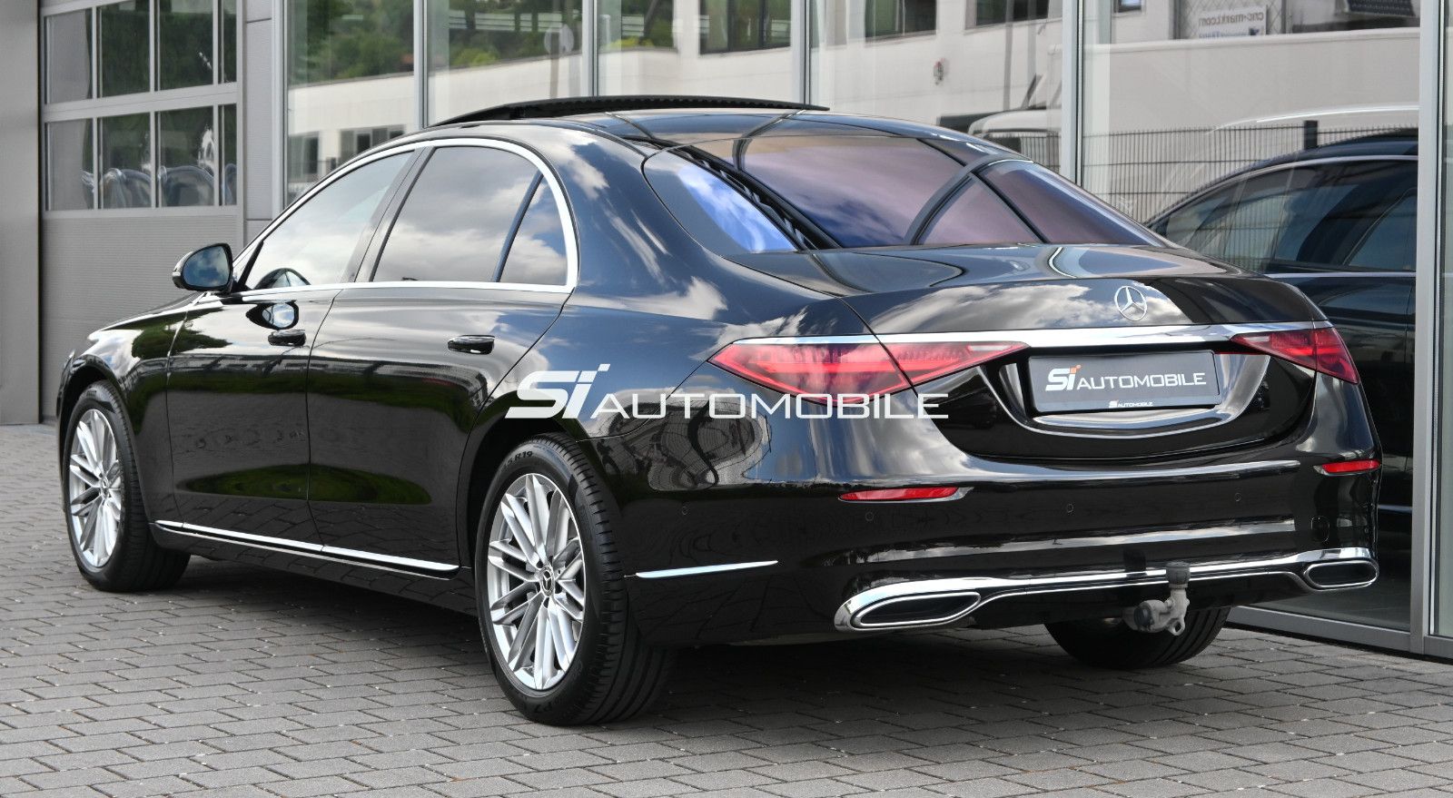 Fahrzeugabbildung Mercedes-Benz S 400 d 4MAT. Lang °UVP 170.901€°AHK°FOND-TV°HUD