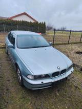 BMW E39 528i automatic - BMW 528 aus 2000: 528i