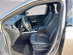 Fahrzeugabbildung Mercedes-Benz B 200 7-DCT Progressive AHK KAMERA NAVI LED