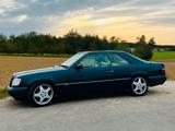 Mercedes-Benz Mercedes E 320 Coupe - Mercedes-Benz E 320: Coupe