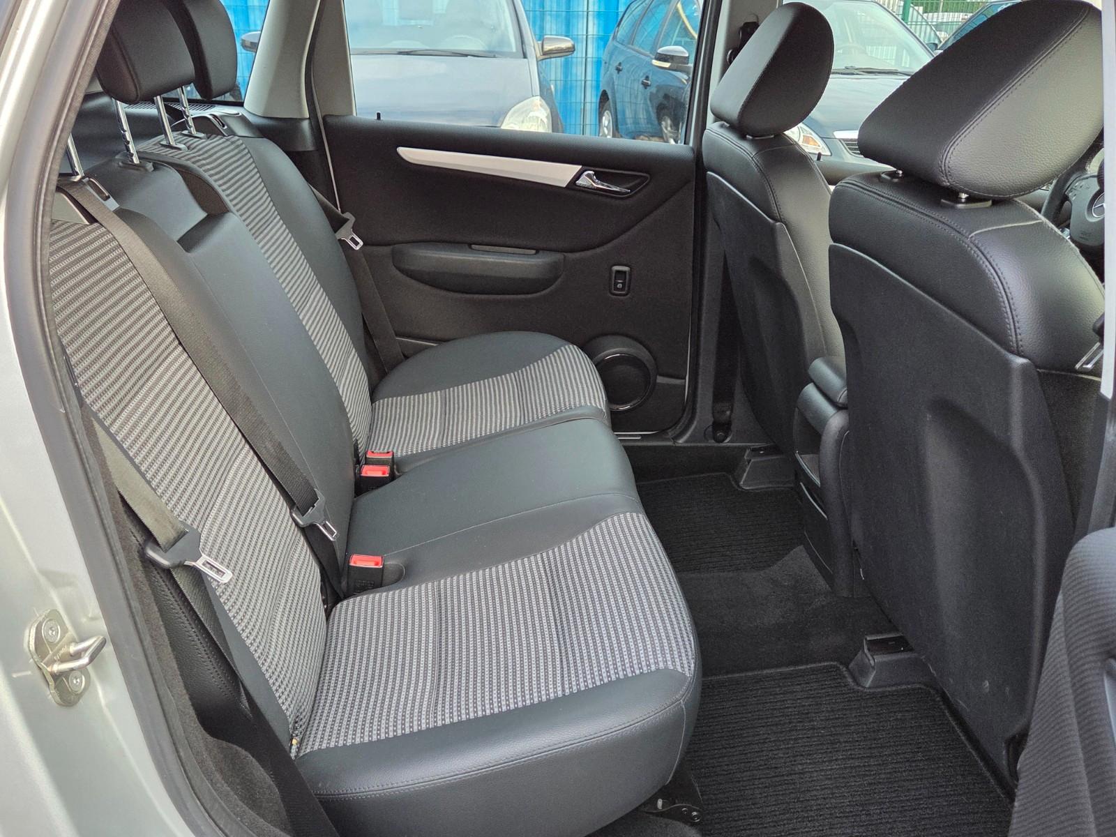Mercedes-Benz B170 2008 — photo 13
