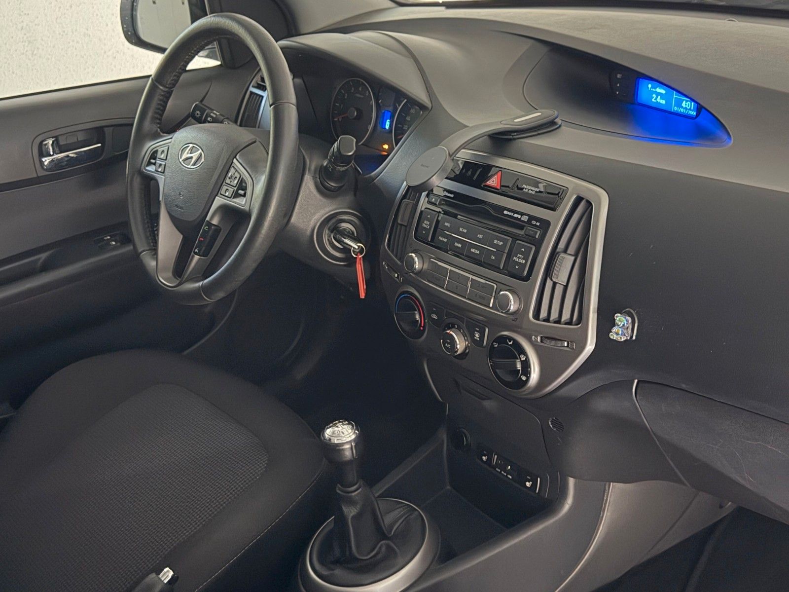 Fahrzeugabbildung Hyundai i20 FIFA World Cup Edition/KLIMA/SHZ