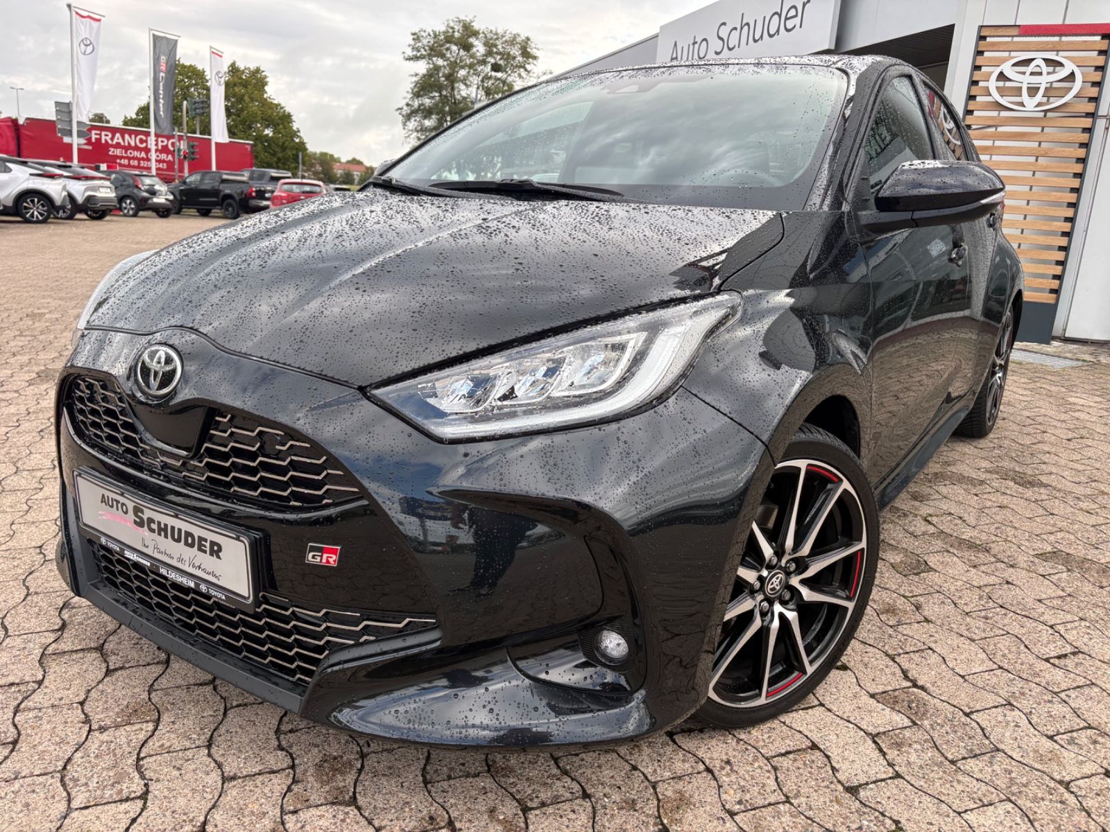Toyota Yaris - 1