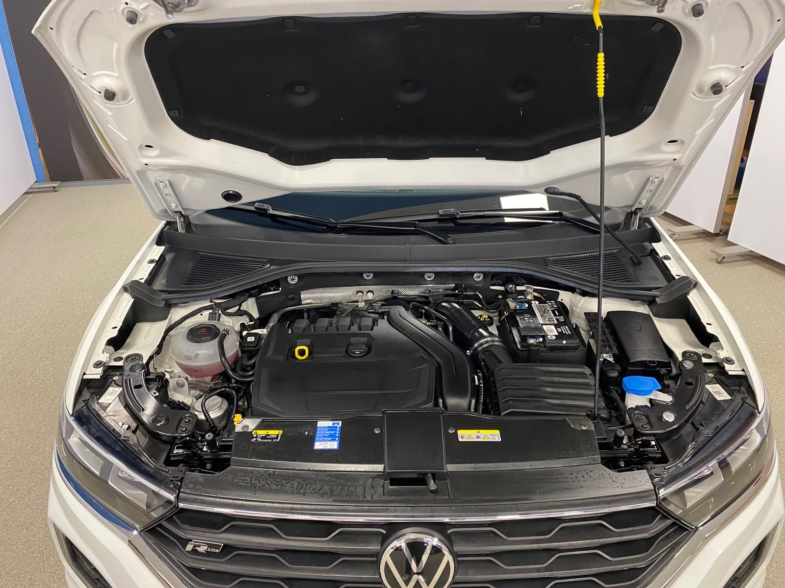 Fahrzeugabbildung Volkswagen T-Roc 1.5 TSI DSG SPORT R-LINE+ACC+AHK+ALLWETTER