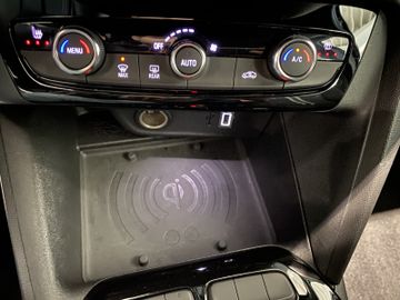 Bild 19 Opel Corsa GS 1.2 Hybrid AT/NAVI/SHZ+LHZ/PDC v+h+CAM/