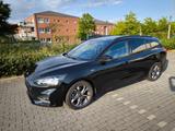 Ford Focus 1,5 EcoBlue 88kW ST-Line AHK All Black - Ford Focus mit Diesel-Antrieb: 1.8
