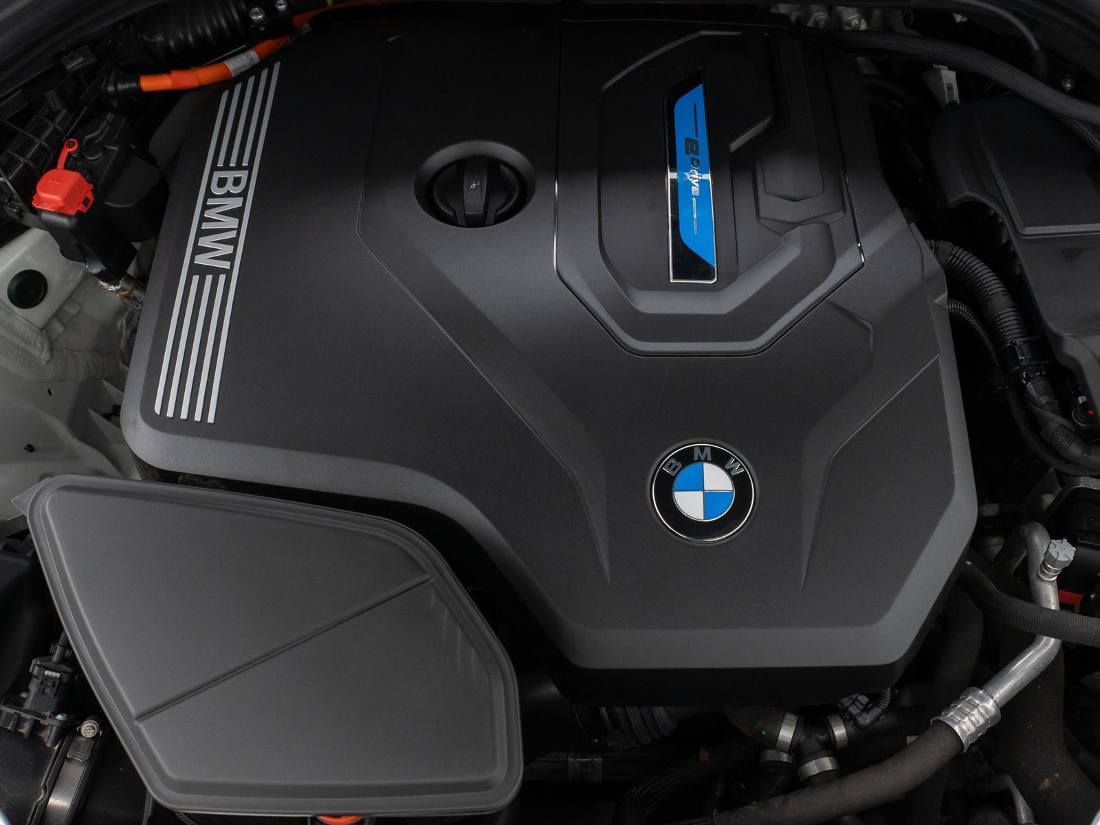 Fahrzeugabbildung BMW X3 xD30e M Sport Kamera DAB HiFi Fernlichtassist