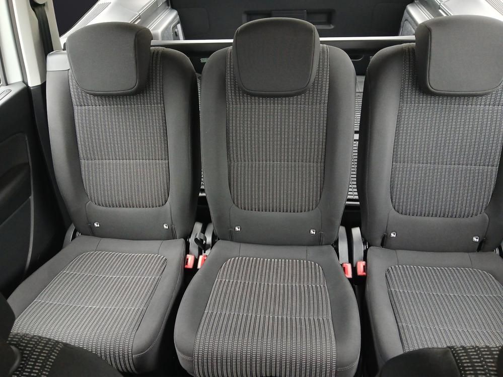 Fahrzeugabbildung SEAT Alhambra TSI Style 7-Si Xenon Navi GRA RFK SH LM