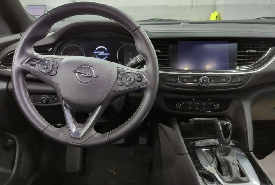 Fahrzeugabbildung Opel Insignia B ST 2.0D ELEGANCE NAVI/LED/KAMERA/DAB+