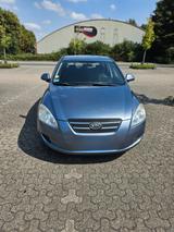 Kia cee'd / Ceed 1.6 CRDi 90PS LX LX - Kia cee'd / Ceed aus 2007