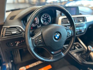 BMW 118 *1.HAND*Service NEU*SCHECKHEFT*TEMPO*PDC*