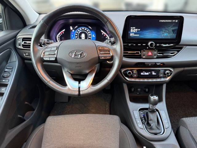 Fahrzeugabbildung Hyundai i30 Edition 30+ 1.0 T-GDI +NAVI+KLIMA+RFK+UVM+
