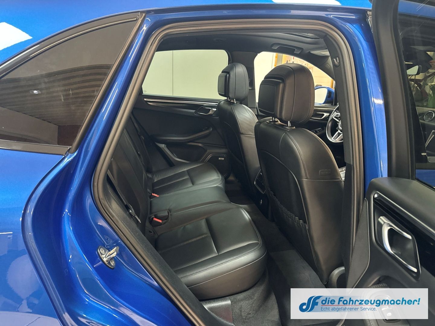 Fahrzeugabbildung Porsche Macan S El. Panodach Navi Memory Sitze Soundsyst