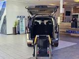 Volkswagen Caddy Style Maxi-DSG-Behindertengerecht-Rampe - Volkswagen: Behindertengerecht