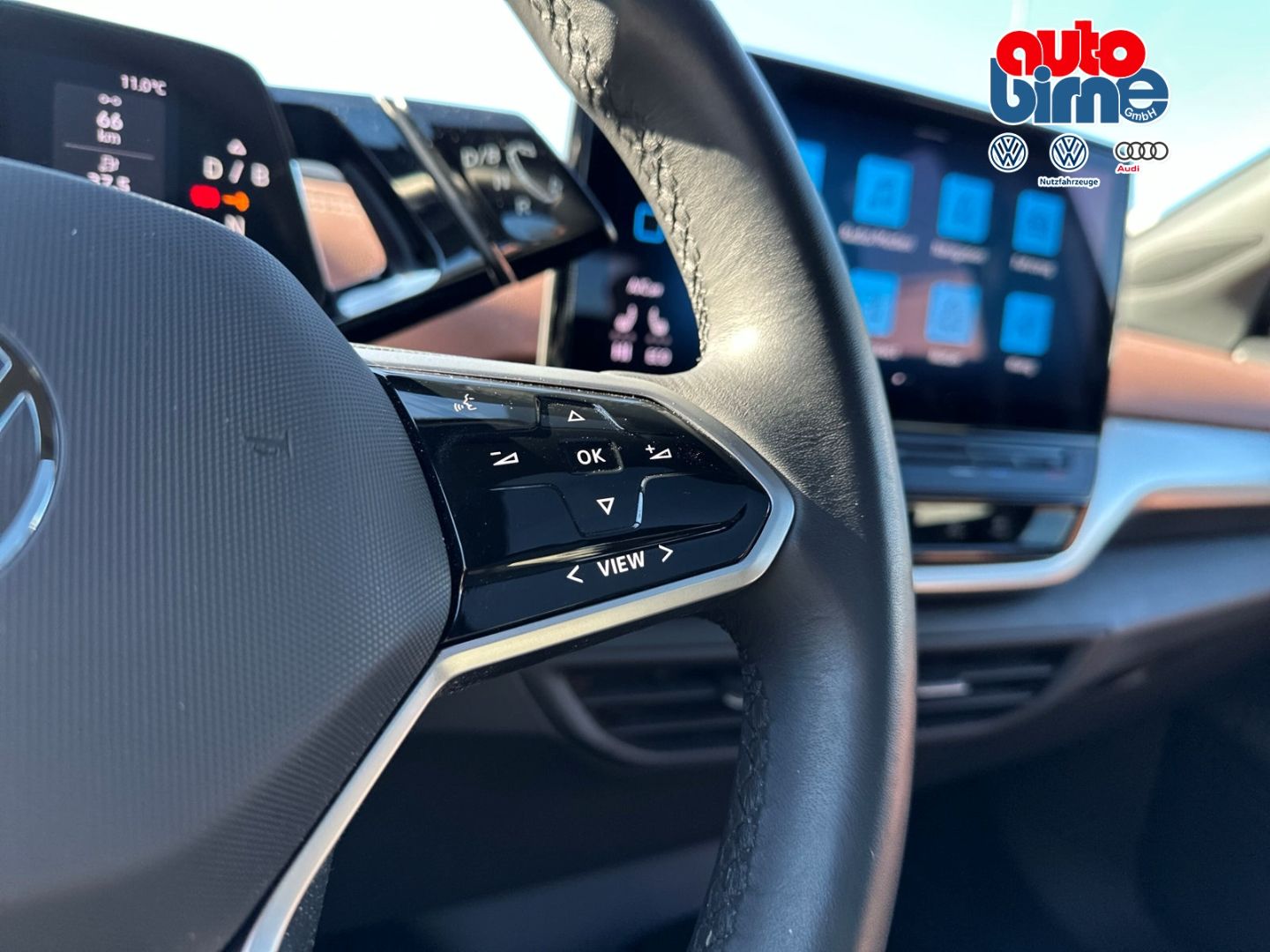 ID.4 Pro Performance Tech HUD AHK-klappbar Panor