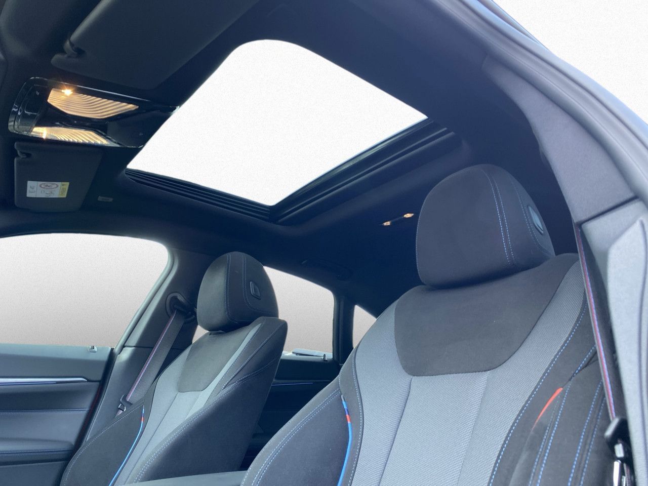 BMW i4 - Bild 16
