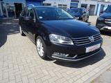 Volkswagen Passat Variant Highline BM-Autom-SHz-Klima-PDC- - gebrauchte VW Passat Variant aus dem Jahr 2013