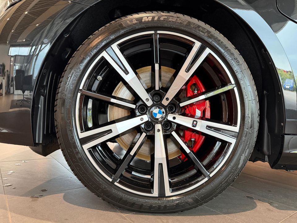 BMW 550e xDrive Touring Navi Tempom.aktiv imagem 2