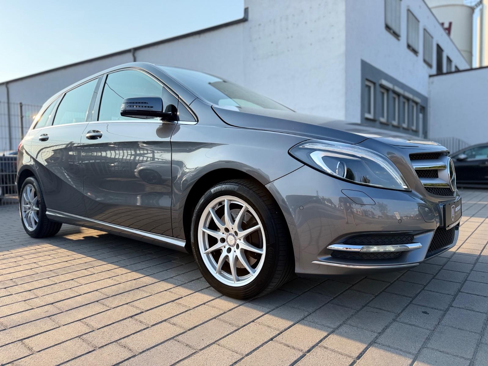 Mercedes-Benz B 220 CDI|NAVI|LED|SHZ|7G-TRONIC|RFK|8-FACH|1H