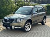 Skoda Yeti Elegance Outdoor 4x4*Pano*Bi-Xenon*1Hand* - Skoda Yeti: Grün