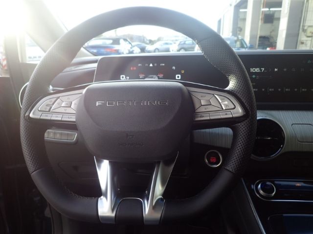Fahrzeugabbildung DFSK Forthing 4 U Tour Noble 1,5T 7Sitzer Shz Pano LE