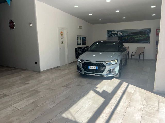 AUDI Audi A1 citycarver 30 TFSI Identity Contrast