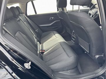 BMW 320 - 12