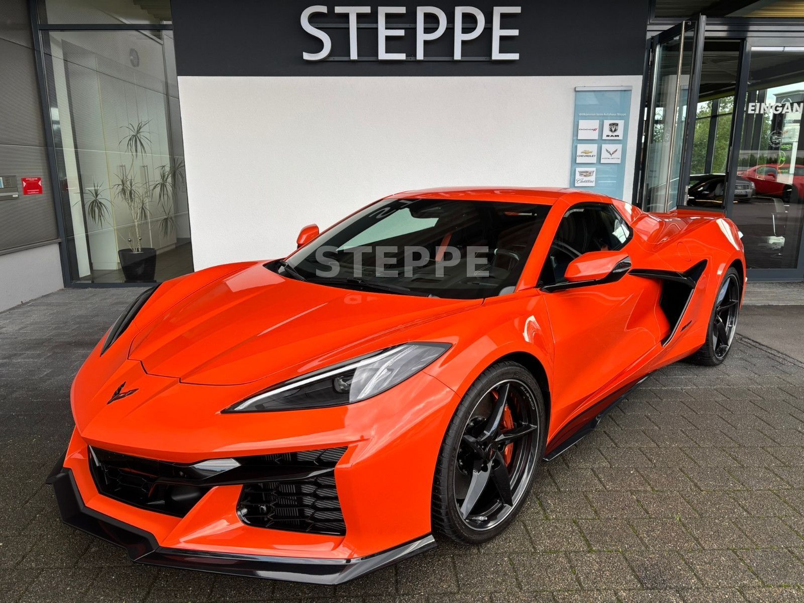 Corvette C8 E-Ray 3LZ Convertible EU-Mod Herst.Garantie