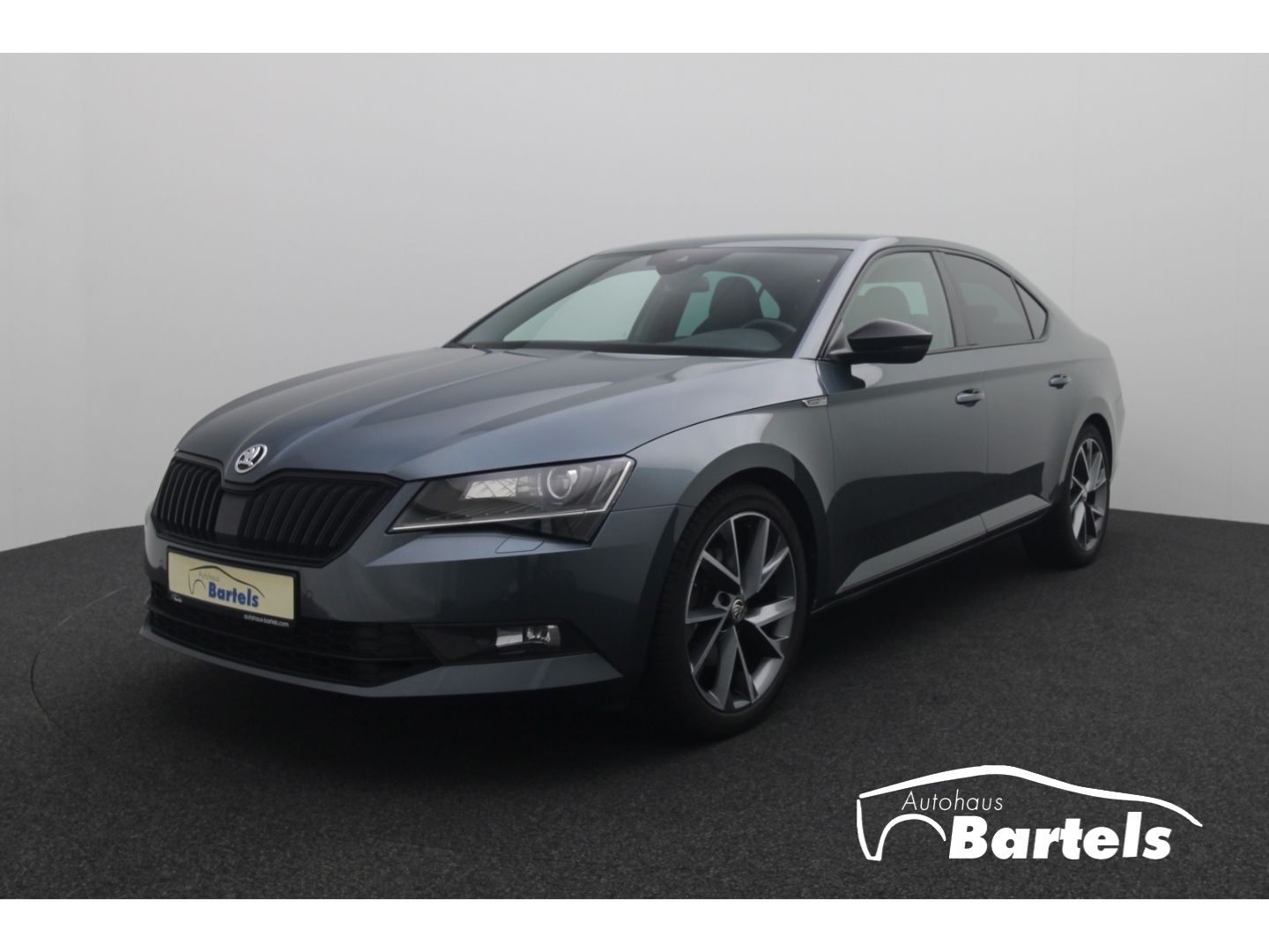 Fahrzeugabbildung SKODA Superb SportLine 4x4 Sportline Canton ACC AHK