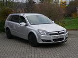 Opel Astra H Caravan Edition mit Mängeln - aus 2005: Kombi